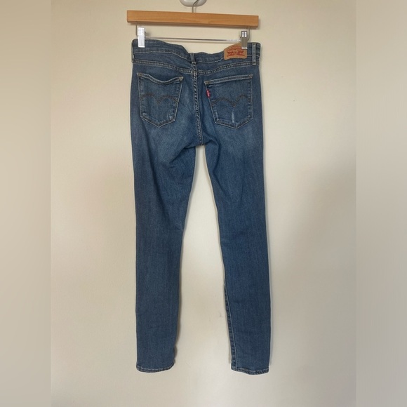 Levi’s 711 Skinny Medium Wash Ripped Jeans; Size 27 - Picture 3 of 9